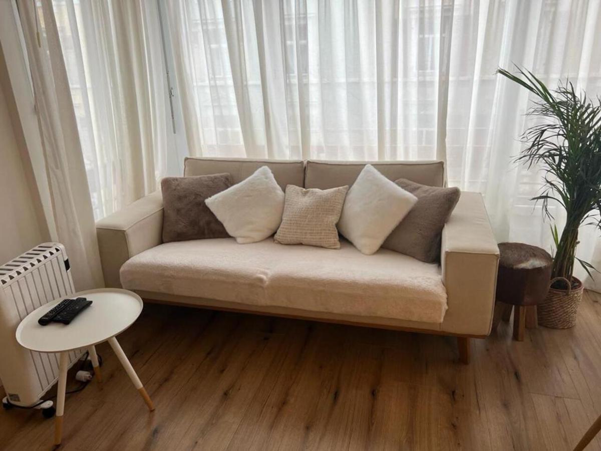 Stylish 1-Bedroom Condo Close To Exhibition Square Basel Exteriör bild